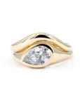 FLUID BEZEL PEAR SHAPE DIAMOND | Yellow Gold