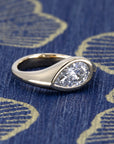 FLUID BEZEL PEAR SHAPE DIAMOND | Yellow Gold