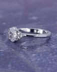 CLASSIC DESIR OVAL SHAPE DIAMOND | White Gold