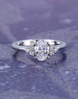 CLASSIC DESIR OVAL SHAPE DIAMOND | White Gold