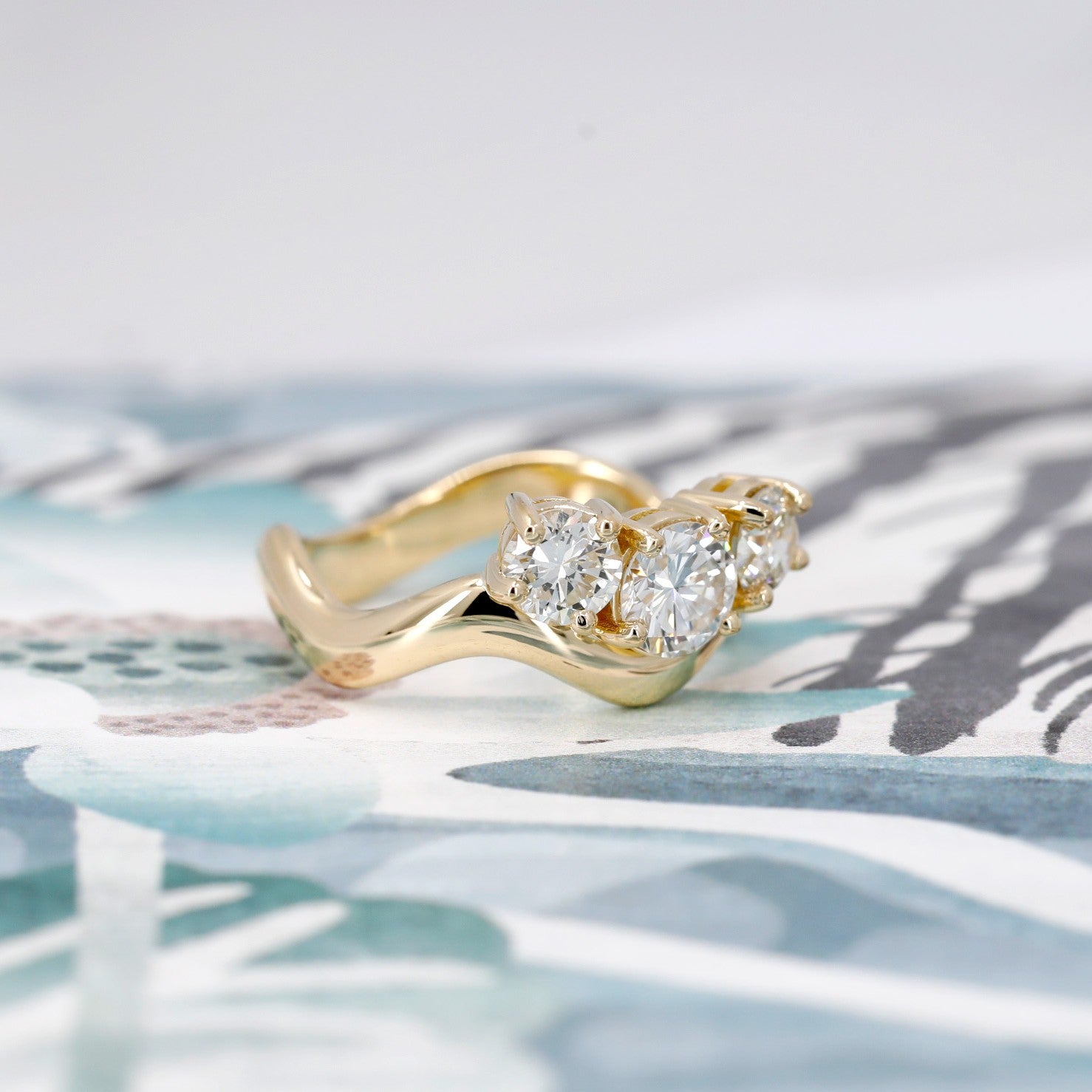 DIAMOND TRILOGY WAVE | Yellow Gold
