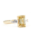 YELLOW DIAMOND EMERALD SHAPE SIDE TRAPERED BAGUETTE | Yellow Gold