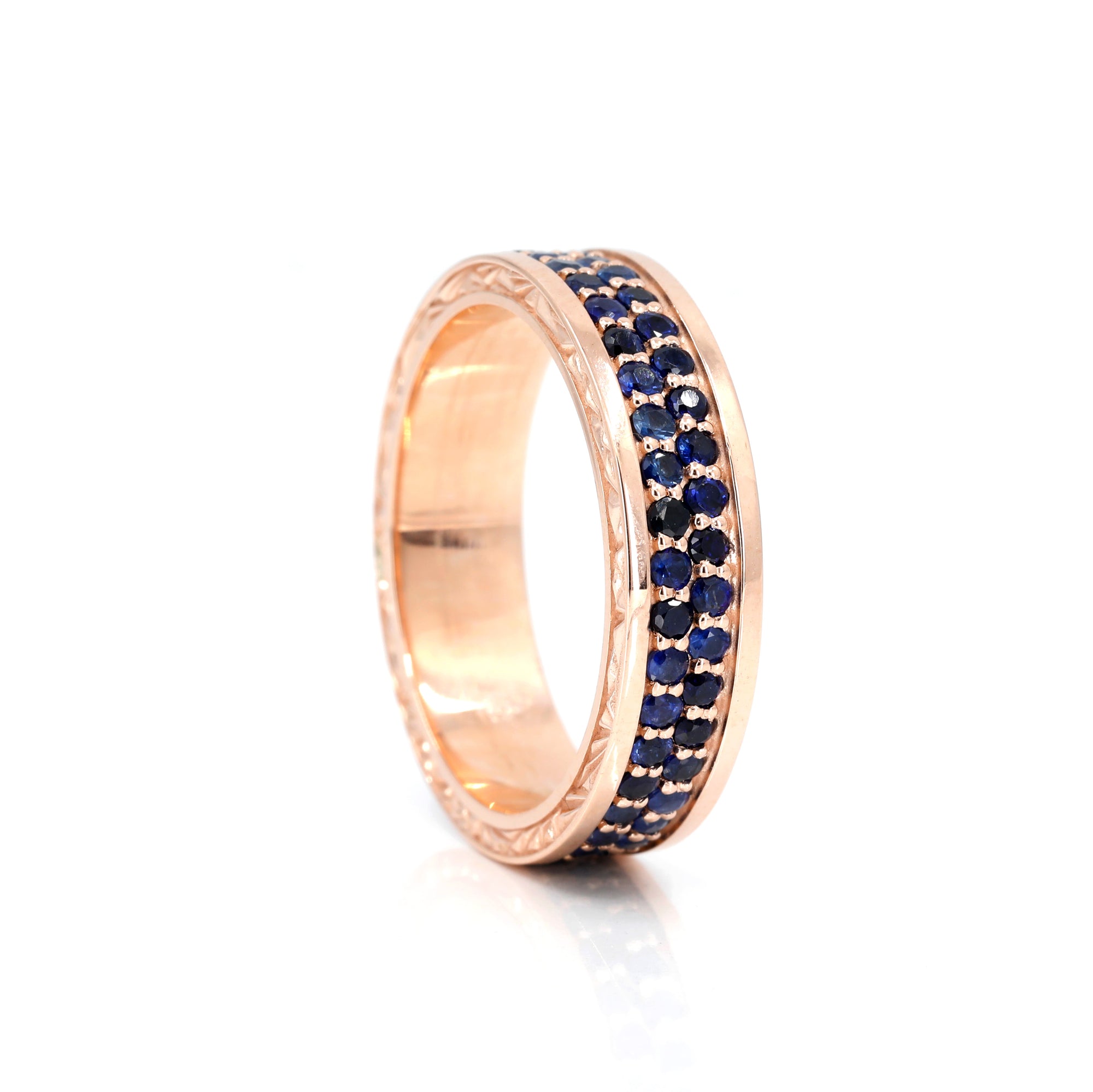 Front view of a rose Gold Sapphire Chiseled Ring featuring royal blue sapphire pavé, bold men’s wedding band by Bena Jewelry in Montreal.