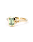 GREEN DIAMOND EMERALD SHAPE BEZEL SET | Yellow Gold