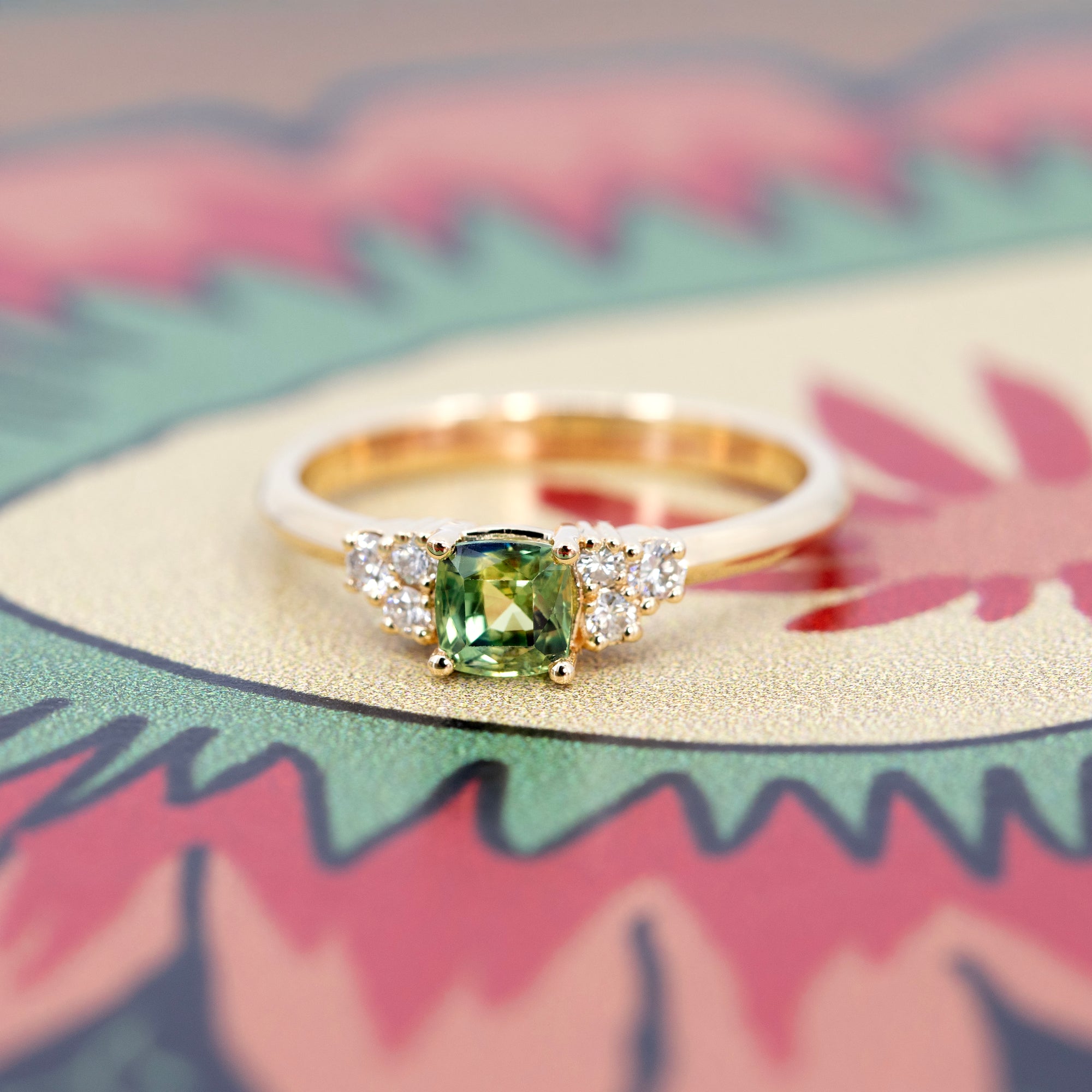 CUSHION GREEN SAPPHIRE DESIR RING | Yellow Gold