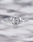 MARQUISE DIAMOND & HALO | White Gold