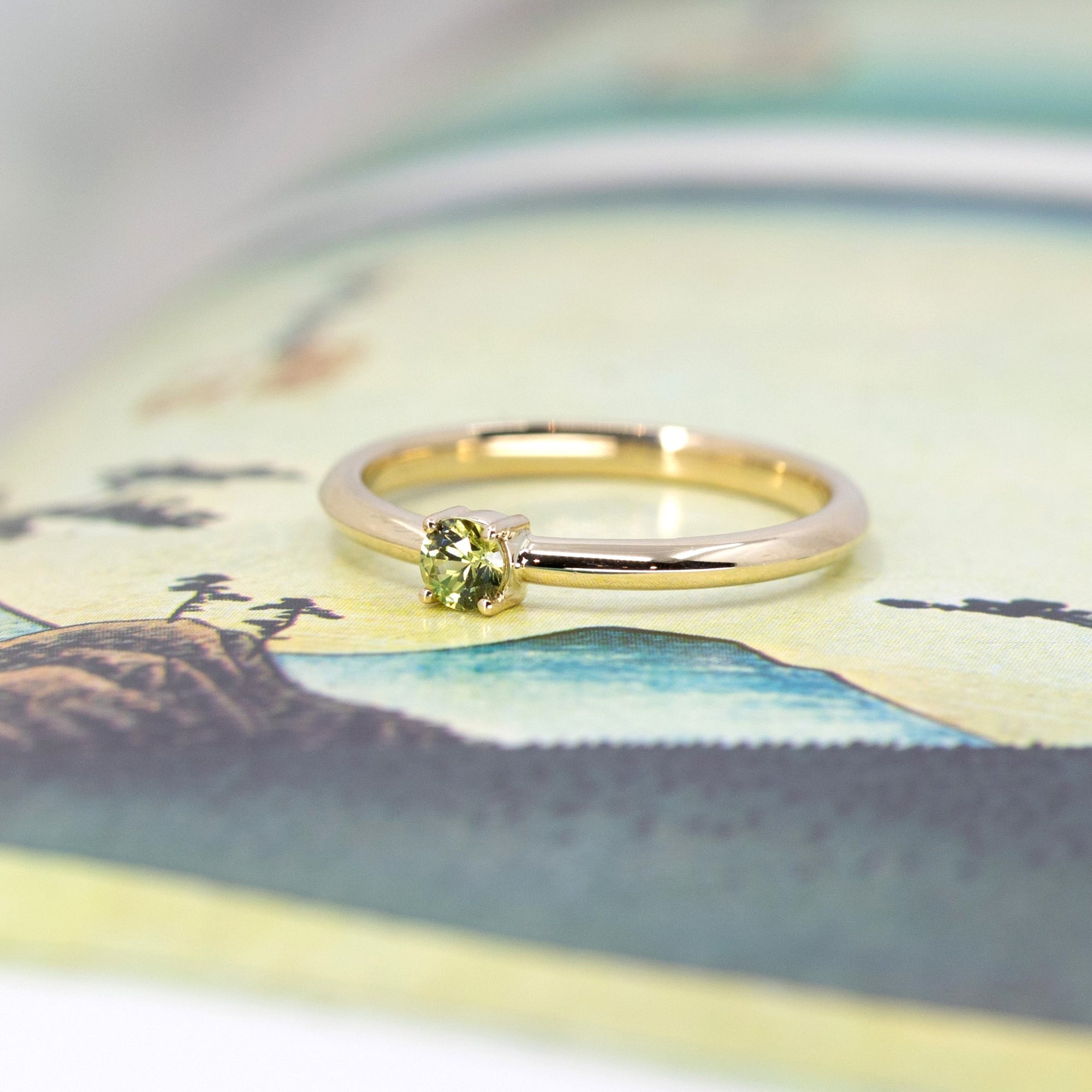 Minimalist Round Demantoid Garnet Yellow Gold Ring