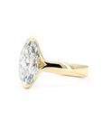 MOVAL DIAMOND HALF BEZEL | Yellow Gold