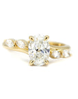 OVAL DIAMOND MARQUISE SIDE | Yellow Gold