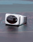 CABOCHON GARNET SIGNET RING | Platimum