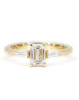 BAGUETTE DIAMOND FLORAL TEXTURED BAND | Yellow Gold