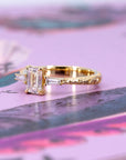 BAGUETTE DIAMOND FLORAL TEXTURED BAND | Yellow Gold