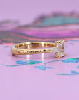 BAGUETTE DIAMOND FLORAL TEXTURED BAND | Yellow Gold