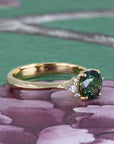 ROUND GREEN SAPPHIRE MARQUISE SIDE DIAMOND | Yellow Gold