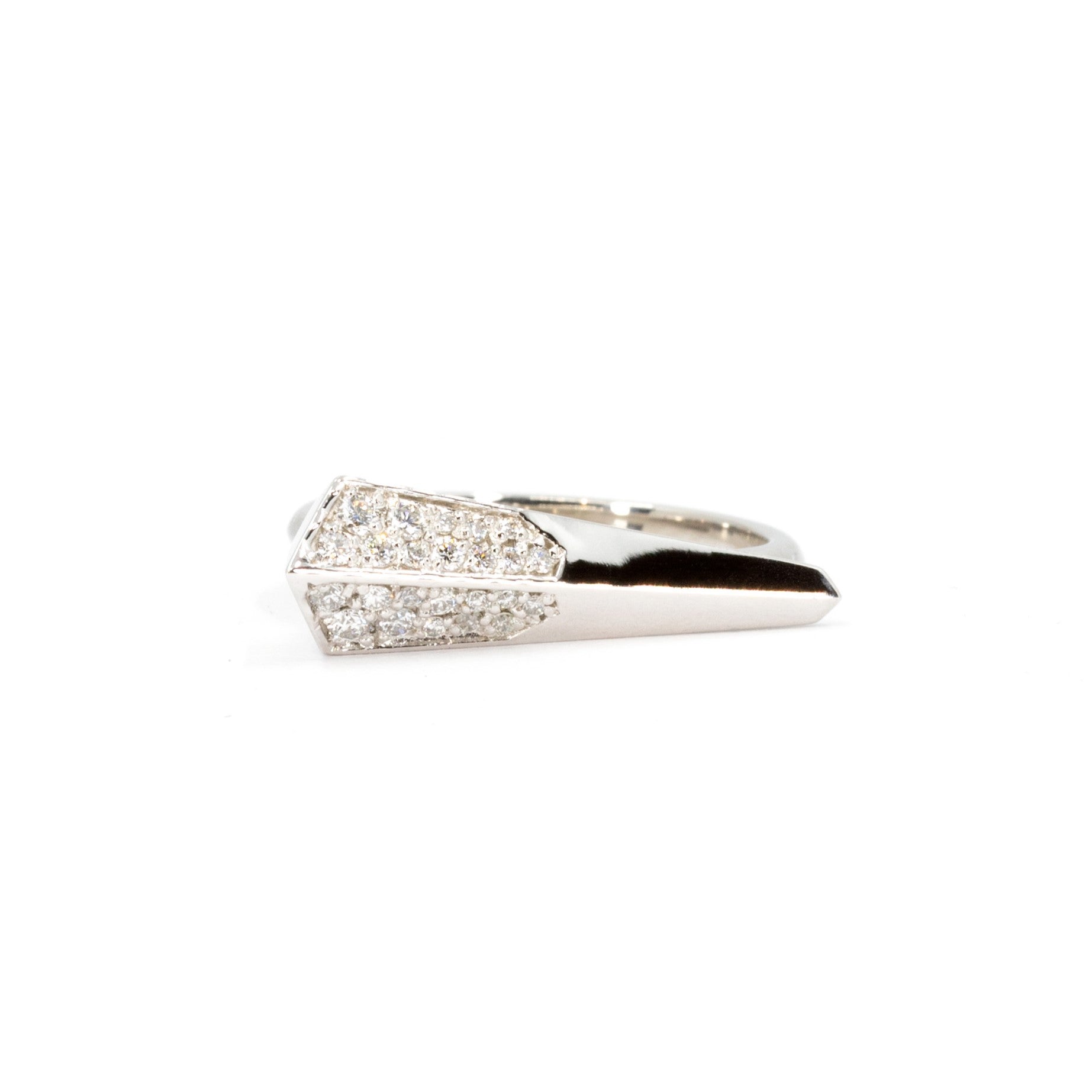 SPINE | Edgy White Gold Diamond Ring