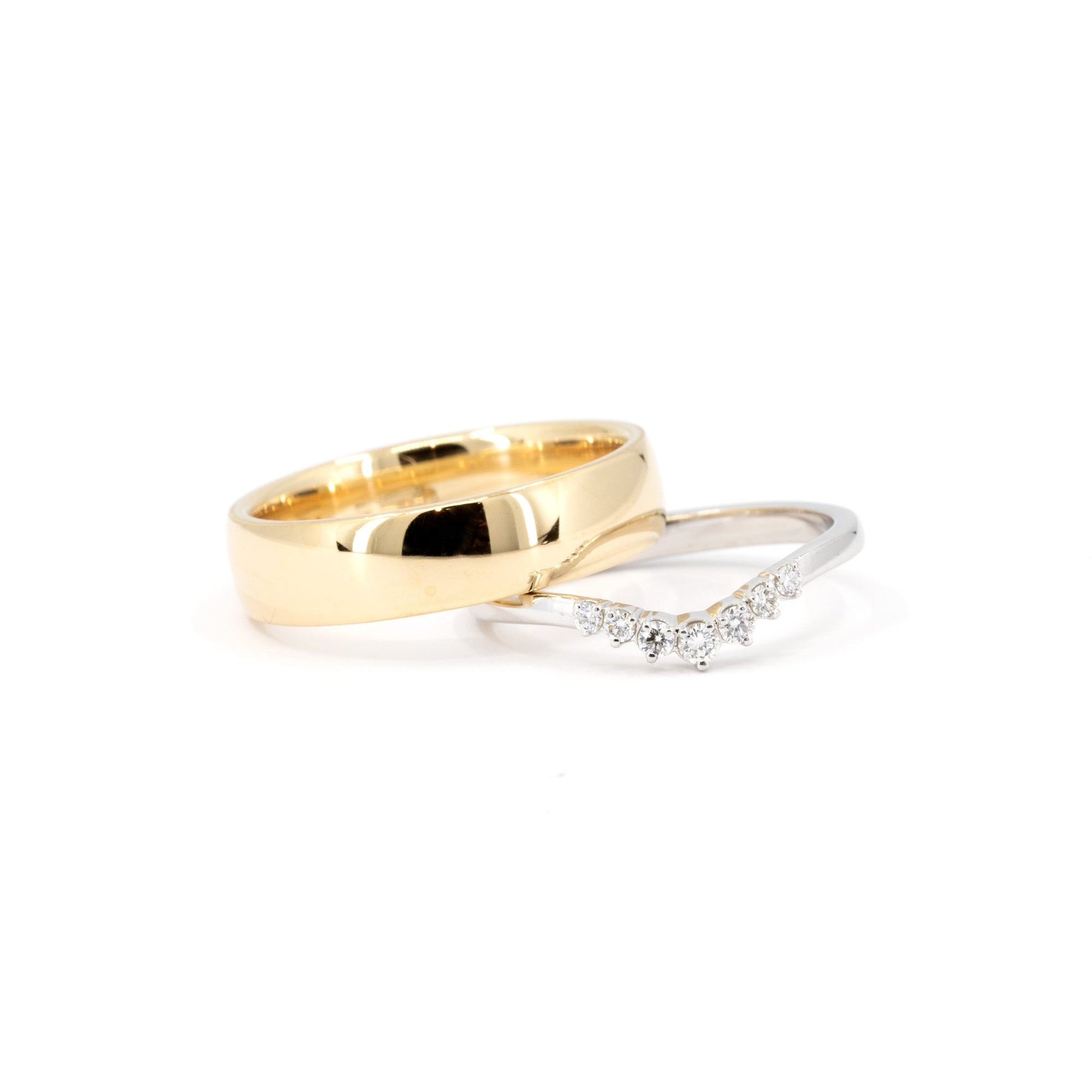 Yellow gold men wedding presented with the diamond white gold classic weeding band for women. Fine jewelry made in Montreal, by Bena Jewelry designer.