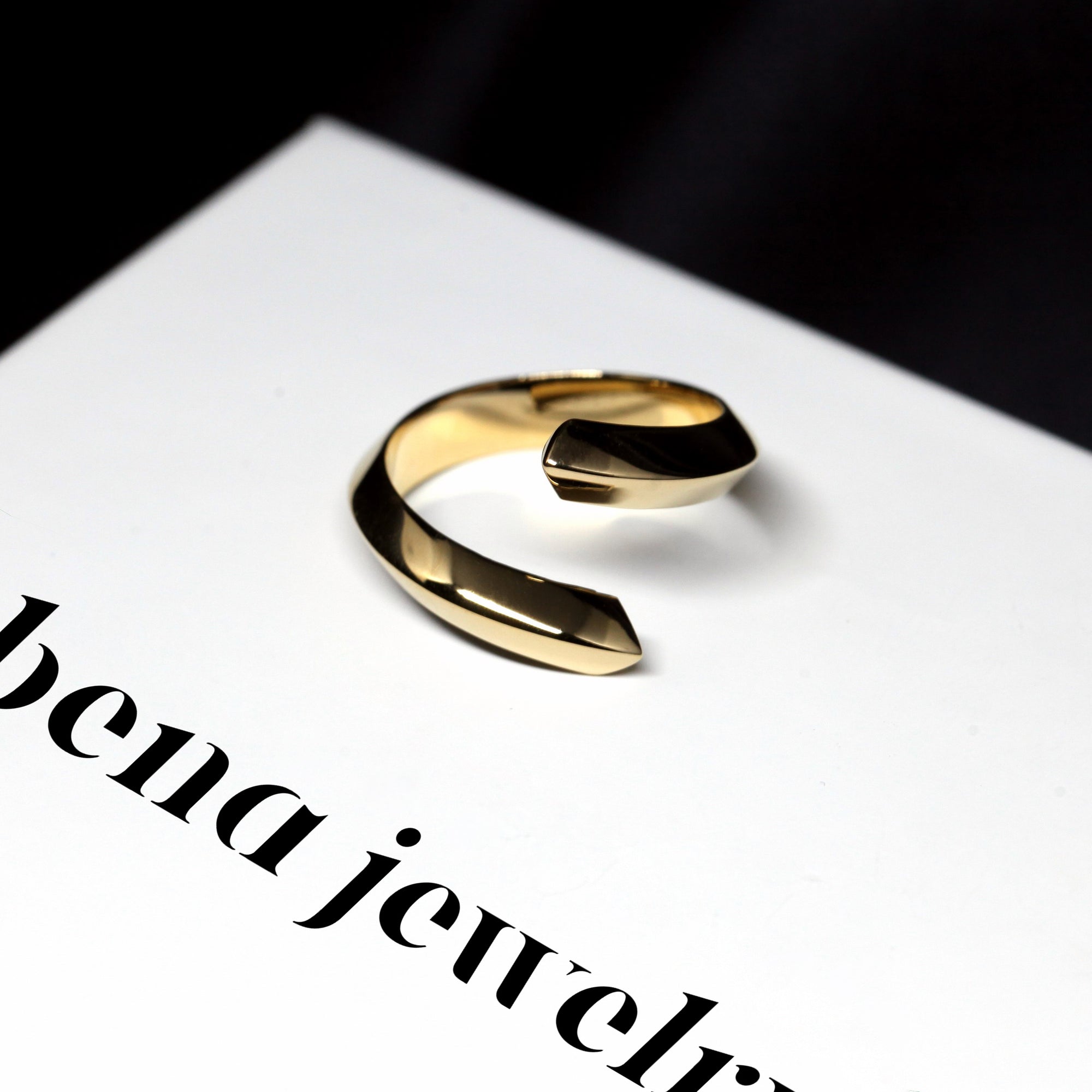 GOLD LOOP | Gold Ring