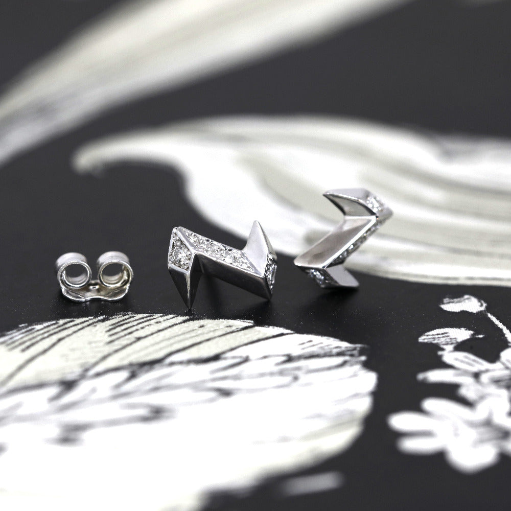 Silver Stud Earrings and Round Diamonds Bena Jewelry Montreal