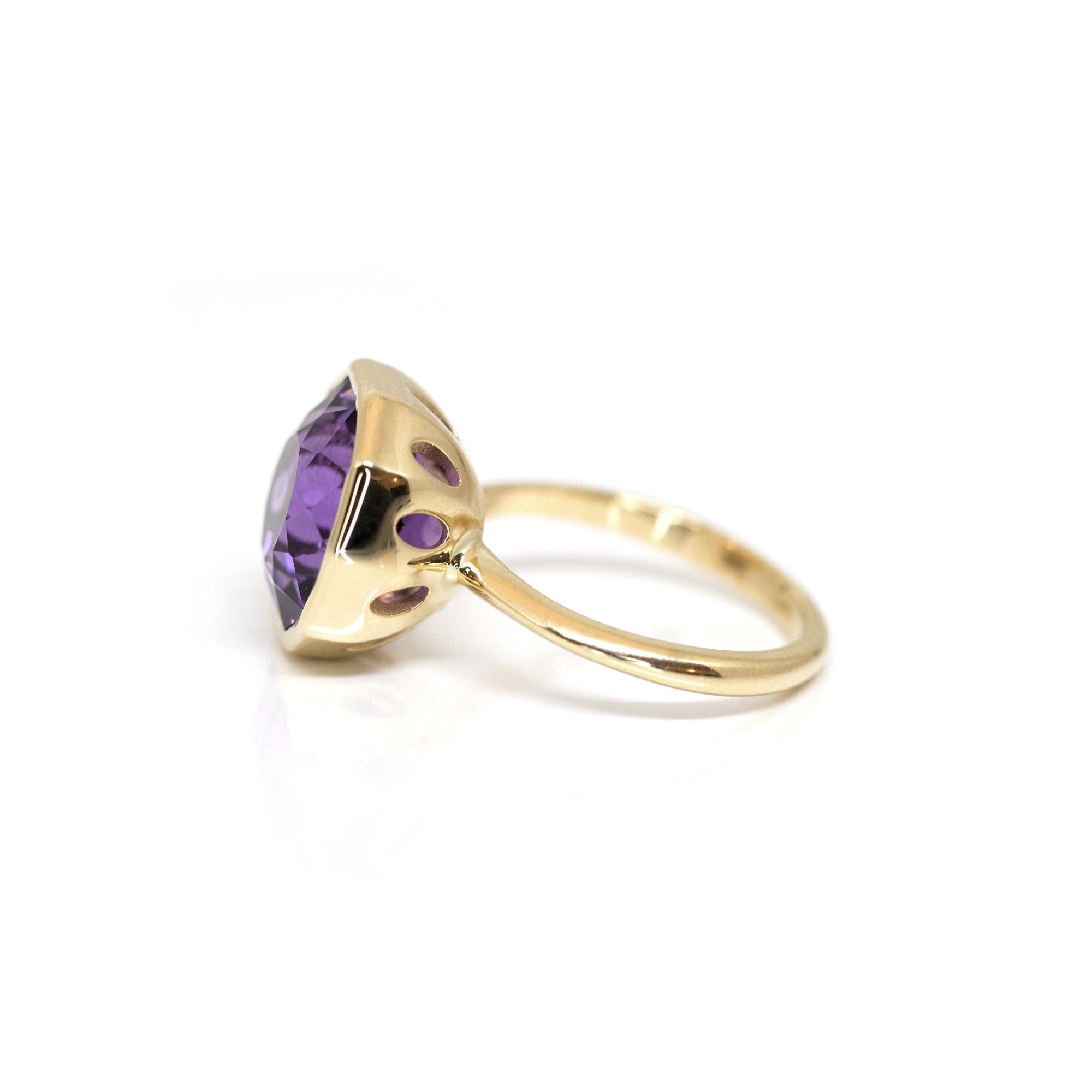 yellow gold amethyst bena jewelry montreal