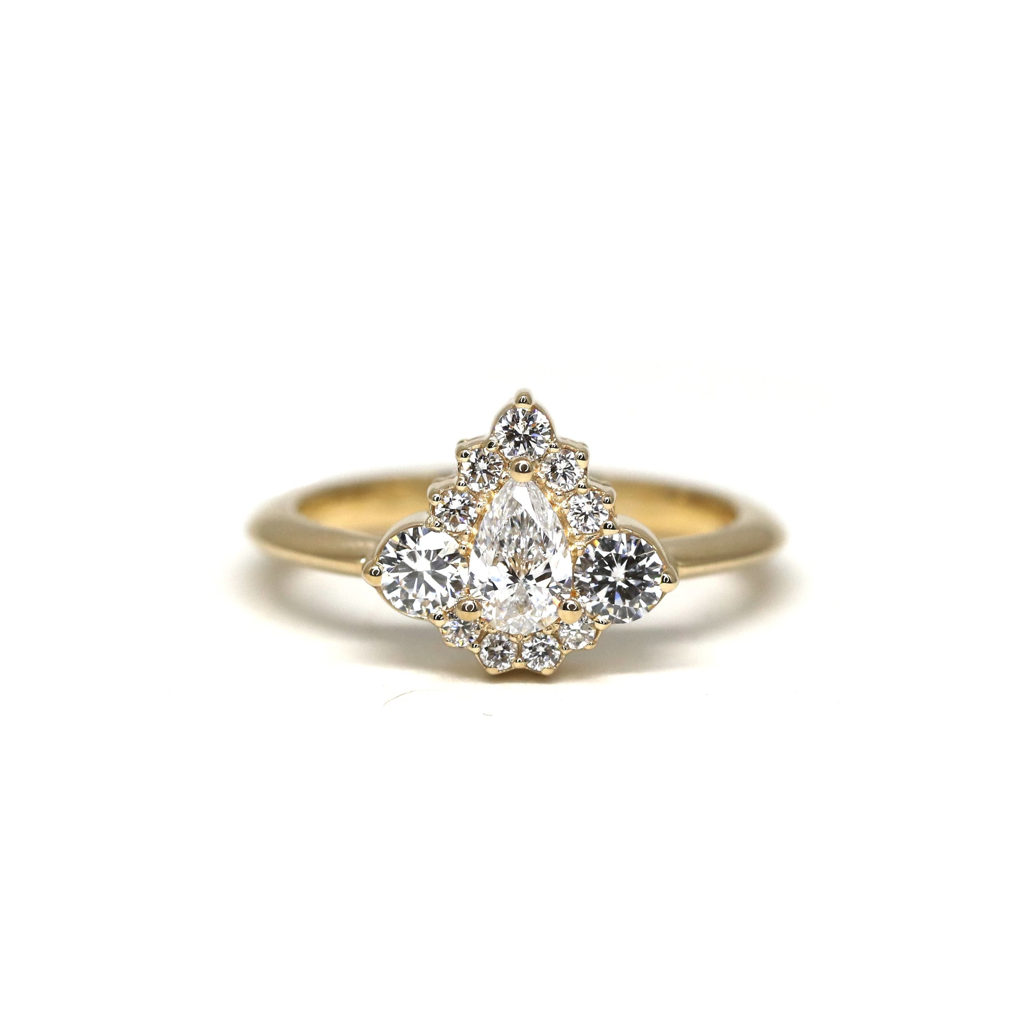 Round & Pear Shape Diamond Aura Ring 0.78 ct - Lab Grown Diamonds