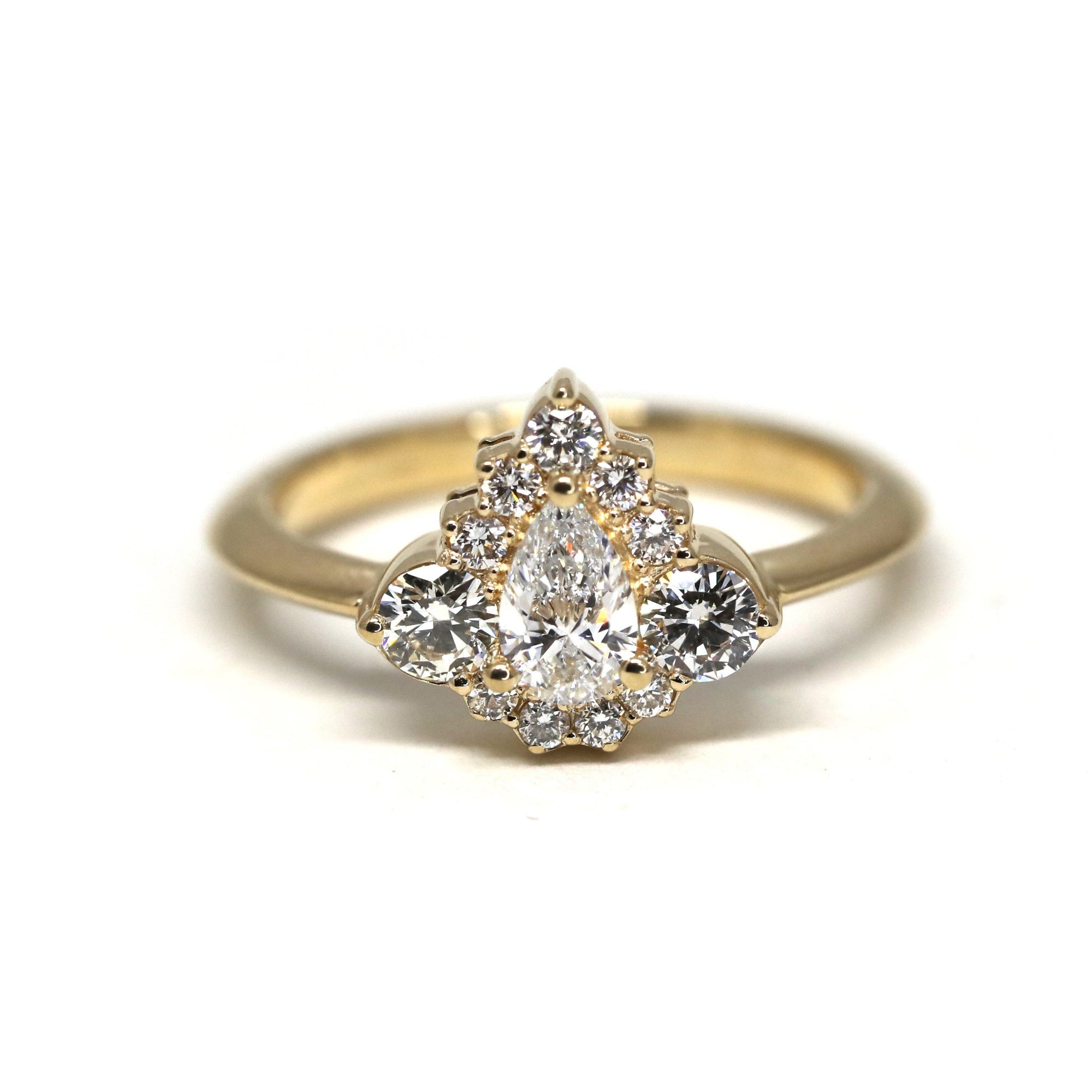 Round & Pear Shape Diamond Aura Ring 0.78 ct - Lab Grown Diamonds