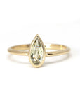 Diaspore pear shape gold ring bena jewelry green gemstone bena jewelry bezel setting fine jewelry designer montreal made fine jewelry