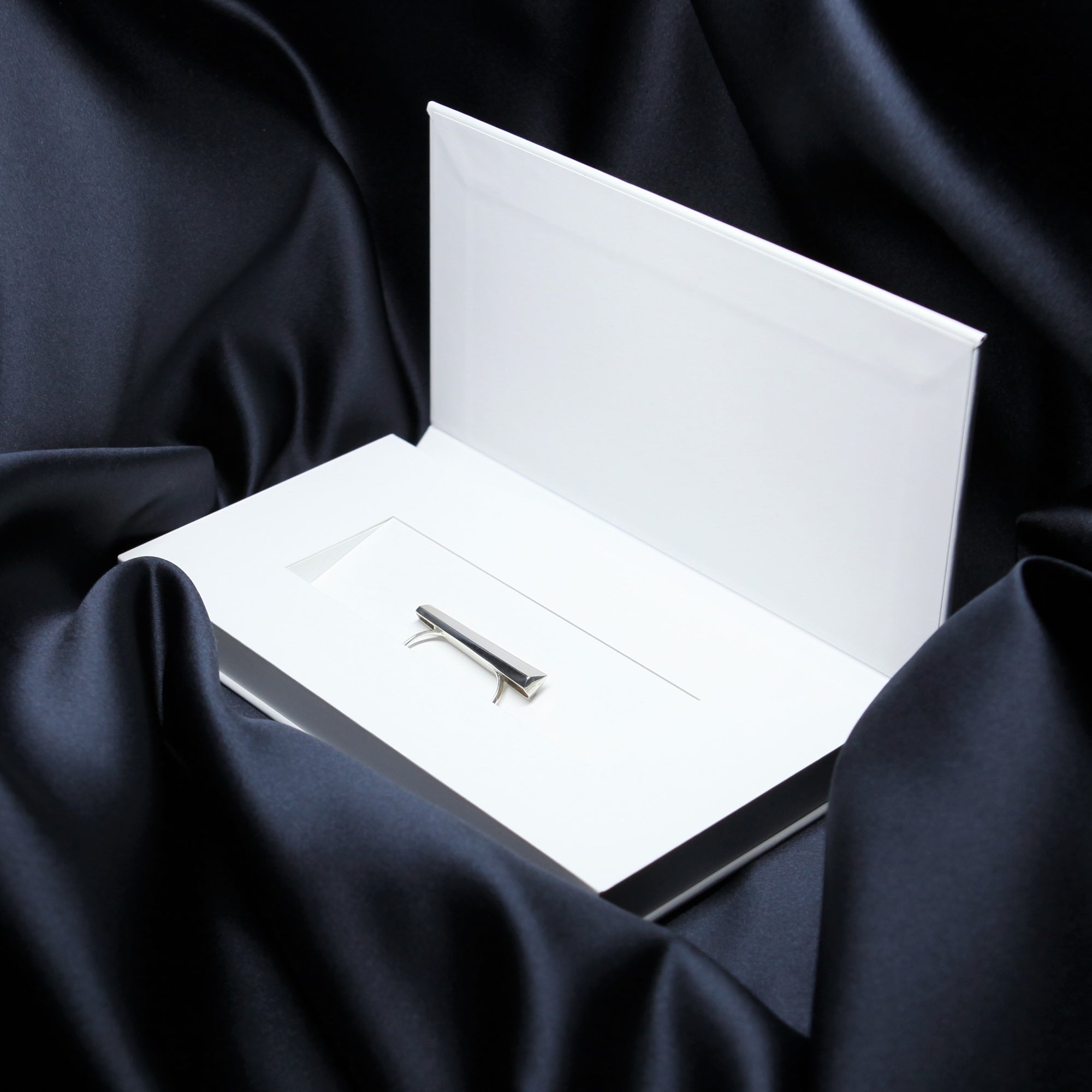 Jewelry Box Short Double Finger Silver
