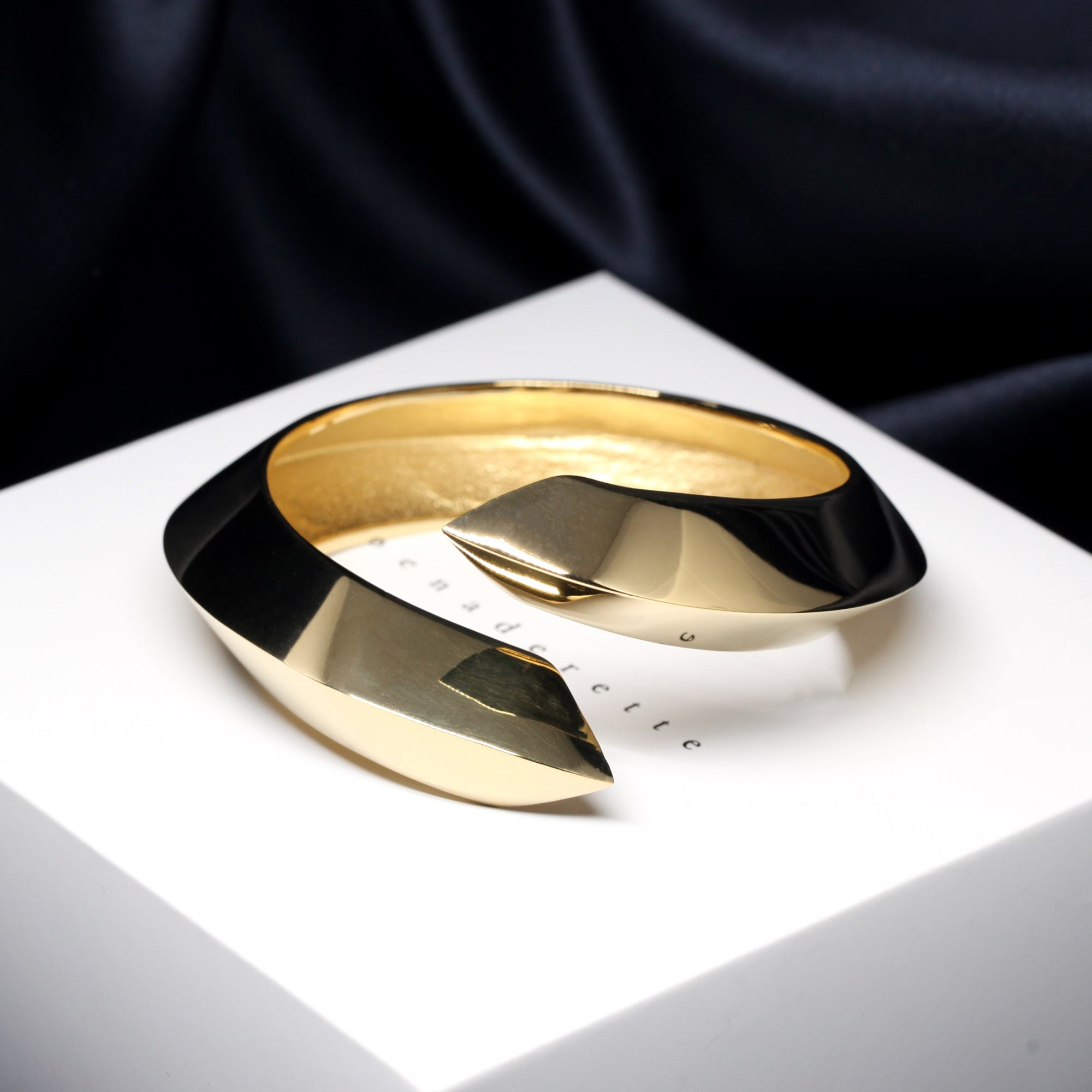 Vermeil gold bracelet Bena Jewelry Montrel fine cutom jewelry designer made in montreal canada fine bridal jewelry