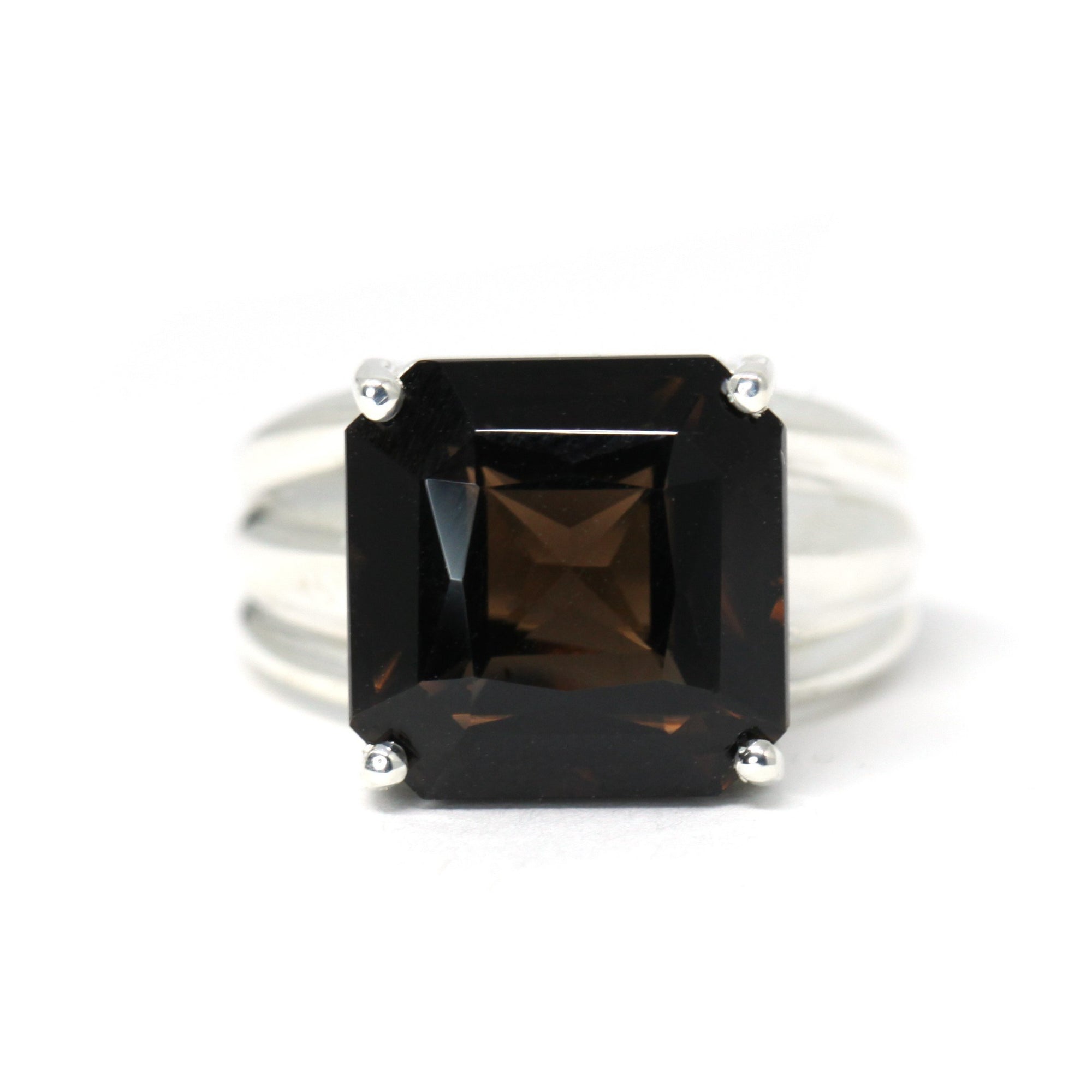 Octagon smoky quartz cocktail ring bena jewelry edgy jewelry color gemstone custom made silver ring inisexe edgy jewelry montreal made in canada fine jewelry