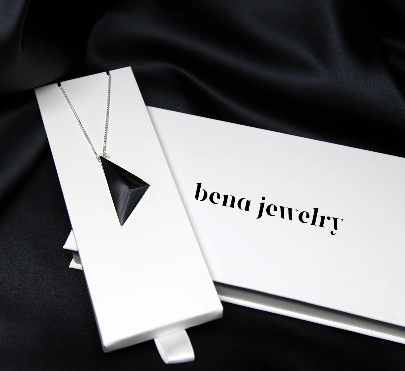 Silver Vertical Pyramid Pendant