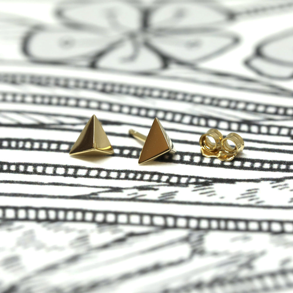 yellow gold small stud earrings montreal bena jewelry