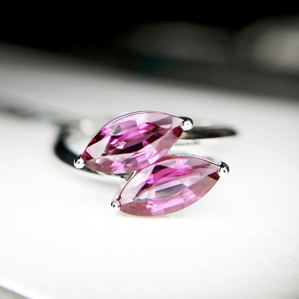 red garnet marquise toi et moi ring bena jewlery montreal bridal ring design ruby mardi