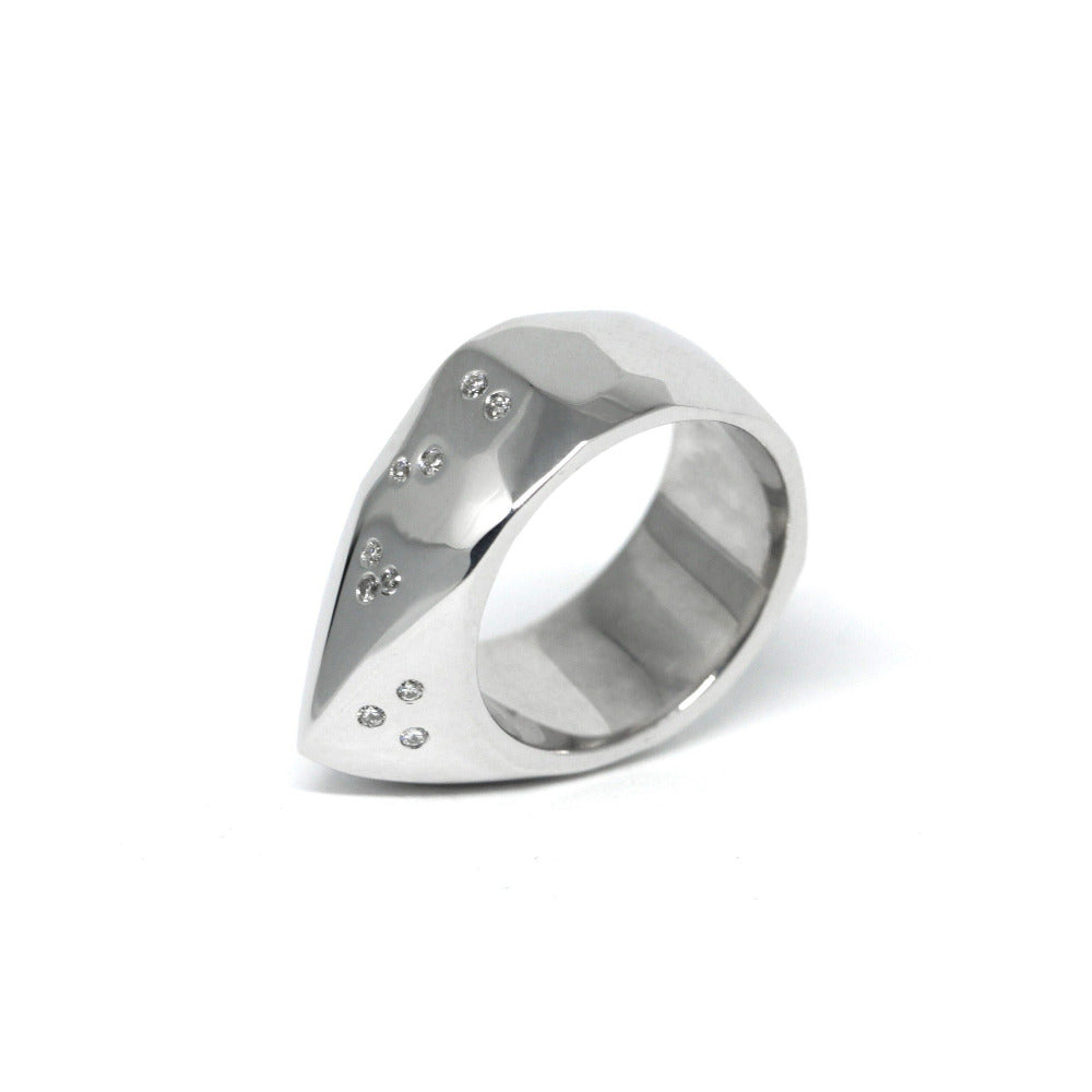 Alp Silver Ring on white background – A bold unisex silver ring with scattered bezel-set diamonds, crafted by Bena Jewelry in Montreal.