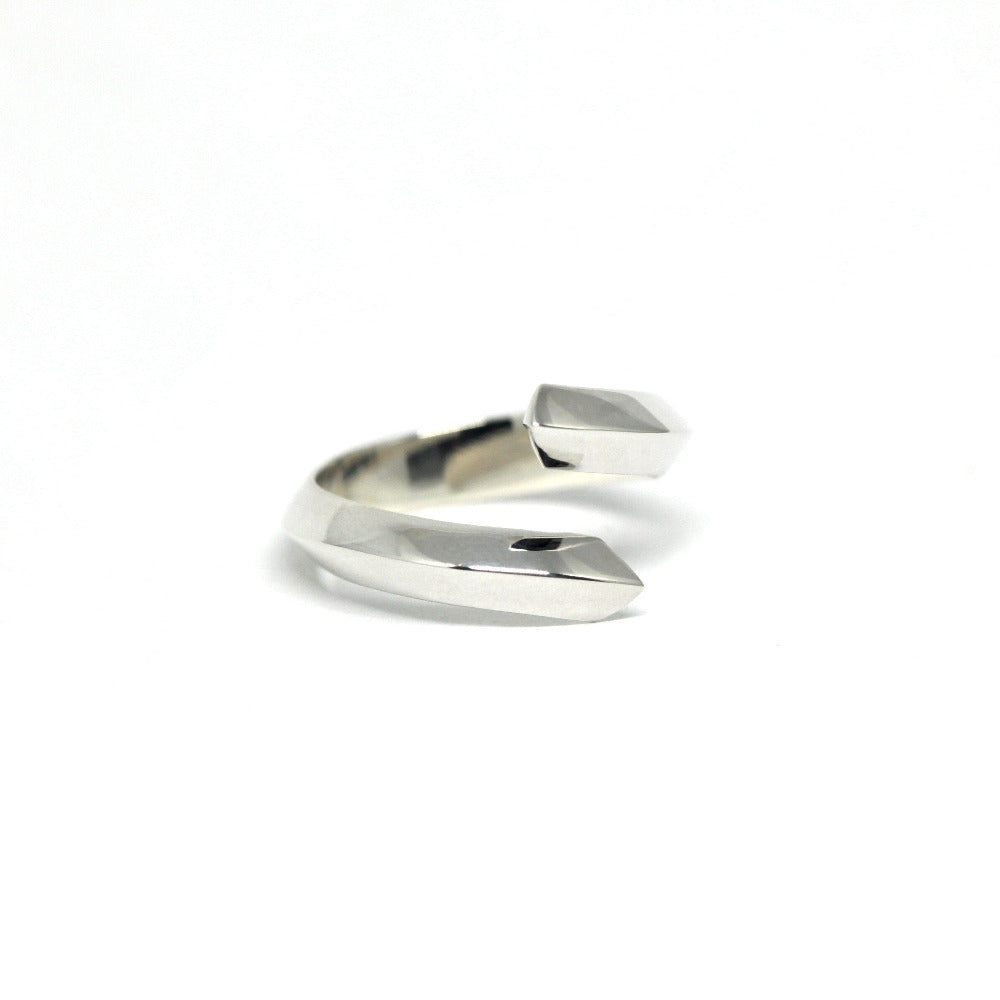 montreal custom made bridal ring white gold wedding band bena jewelry montreal
