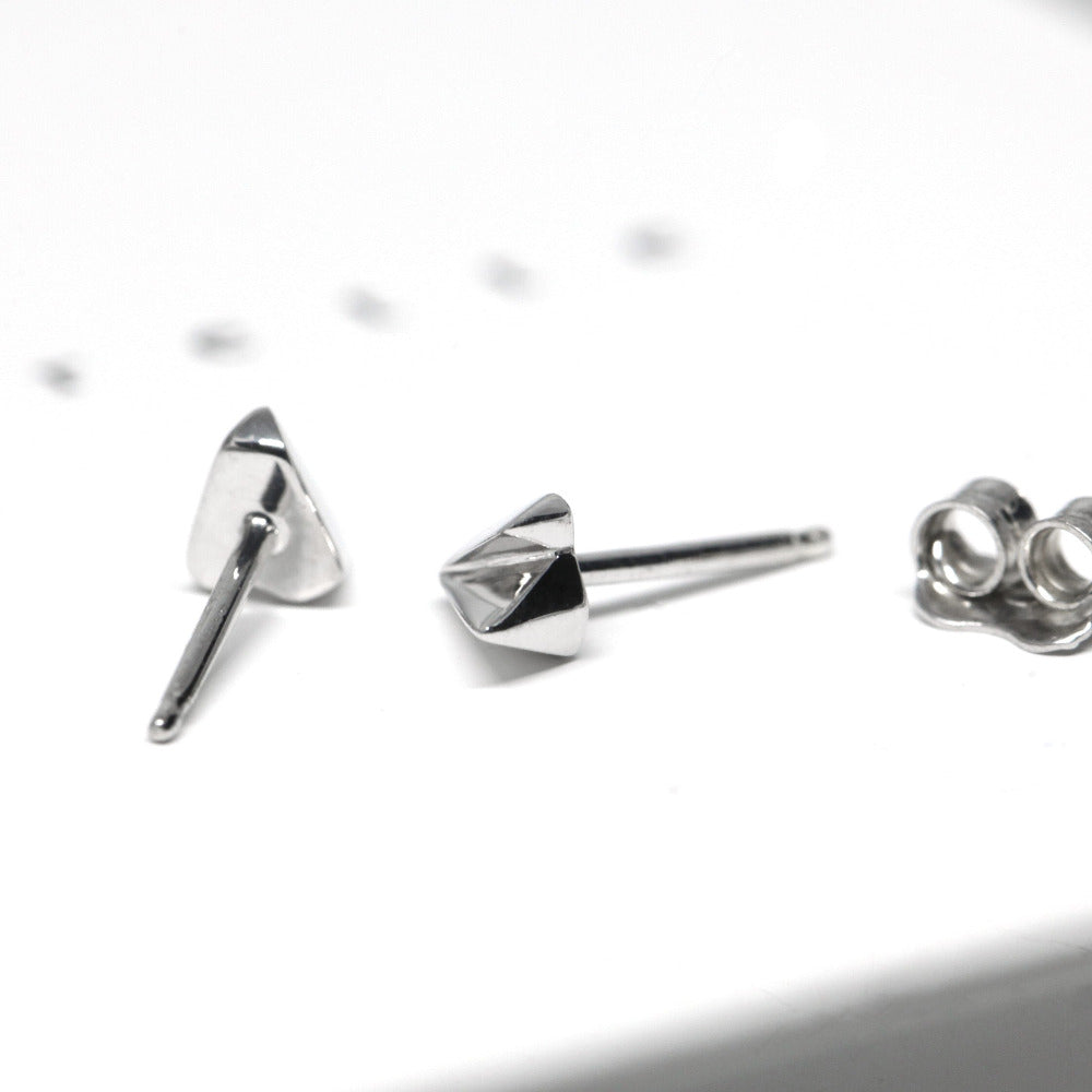 Edges Gold Studs in white gold with a sleek minimalist design, photographed on a white background, unisex jewelry by Bena Jewelry