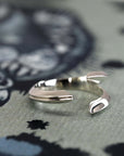Top-down view of Fang Ring in White Gold – A high-end statement ring, handcrafted in Montreal by Bena Jewelry.