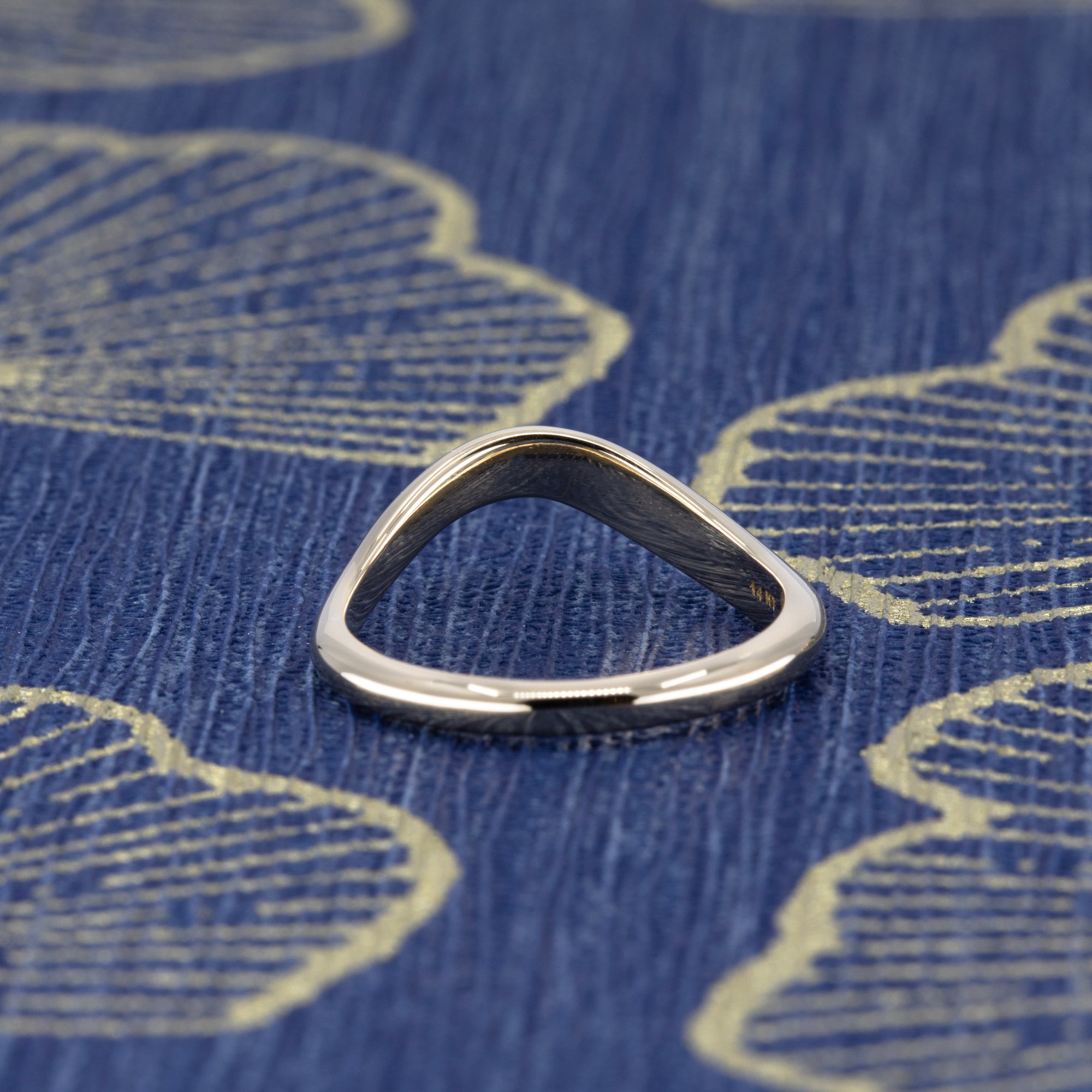 FLUID BEZEL PEAR SHAPE DIAMOND  | Yellow Gold