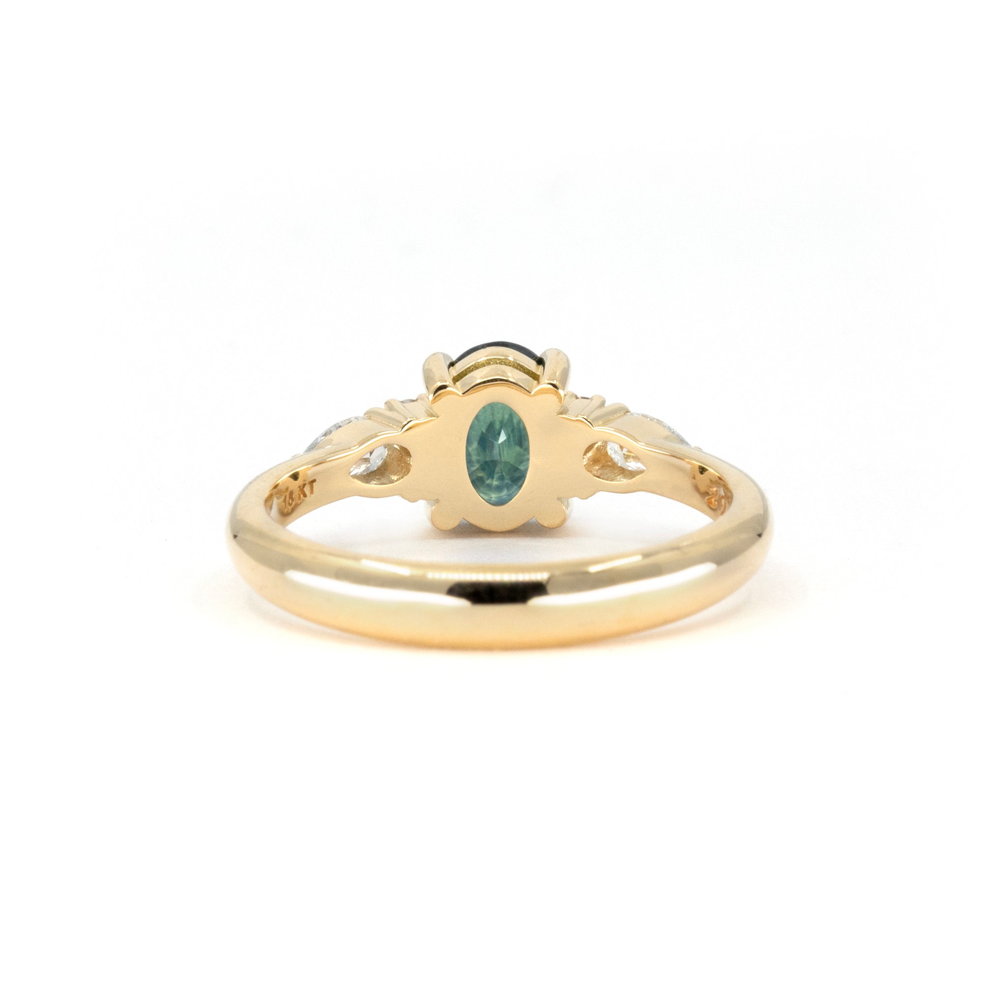 OVAL SHAPE TEAL SAPPHIRE &amp; SIDE DIAMOND | Yellow Gold