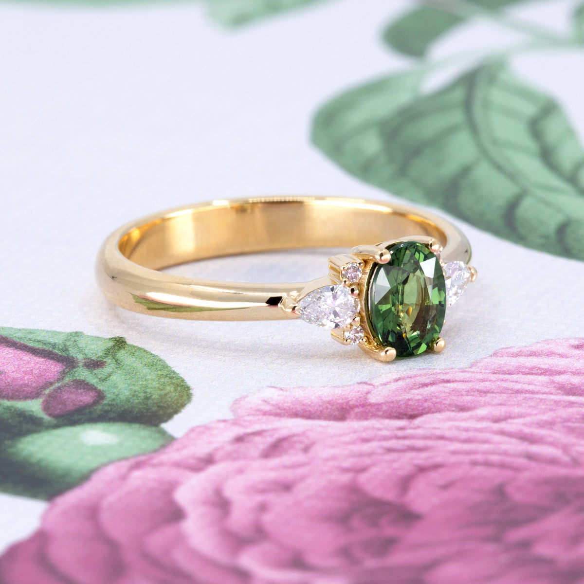 GREEN SAPPHIRE DESIR RING | Yellow Gold