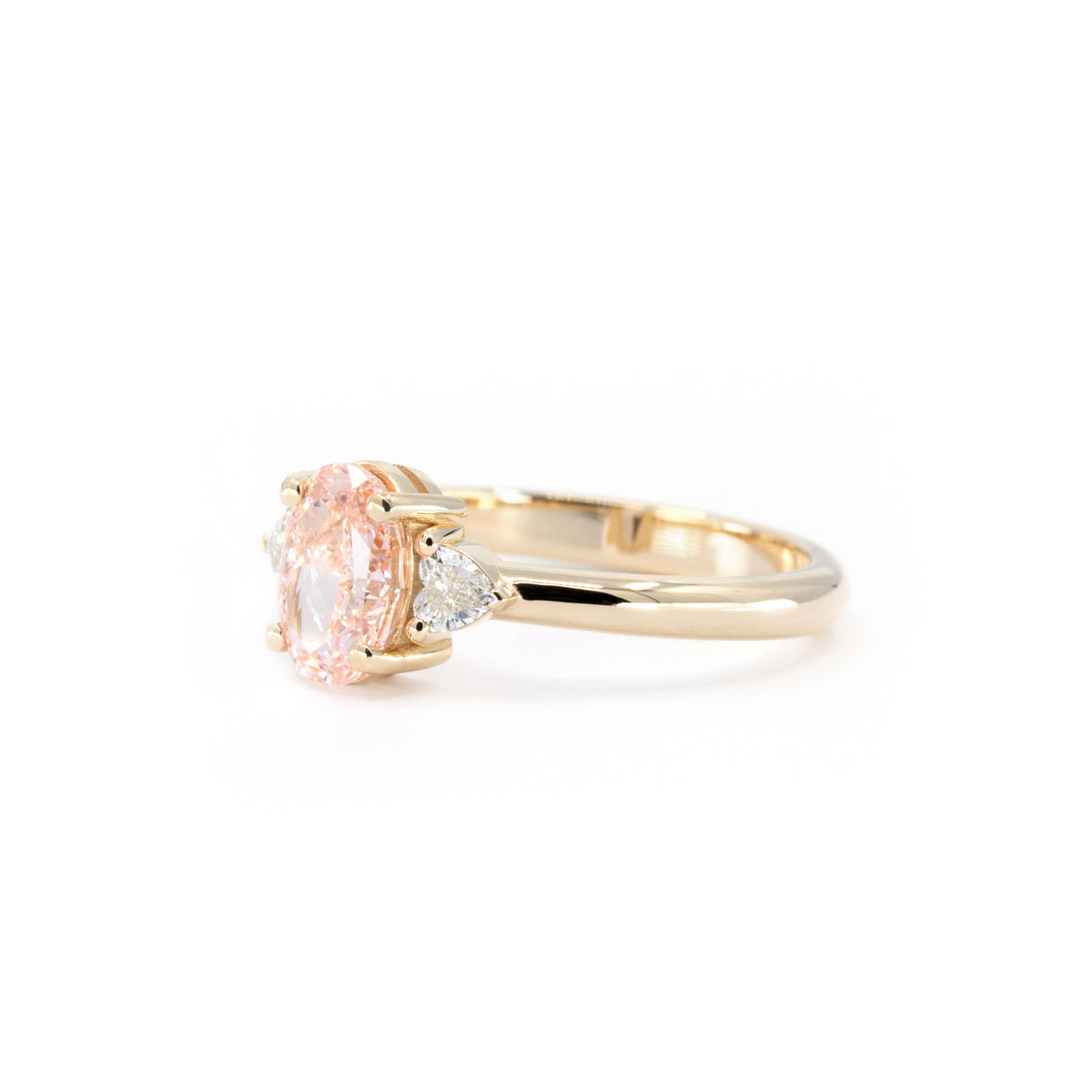 PINK OVAL DIAMOND BRIDAL RING | Yellow Gold
