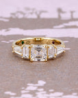 ASSCHER CUT, BAGUETTE, EMERALD DIAMOND | Yellow Gold
