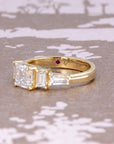 ASSCHER CUT, BAGUETTE, EMERALD DIAMOND | Yellow Gold