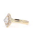 AURA PEAR SHAPE DIAMOND RING | Yellow Gold
