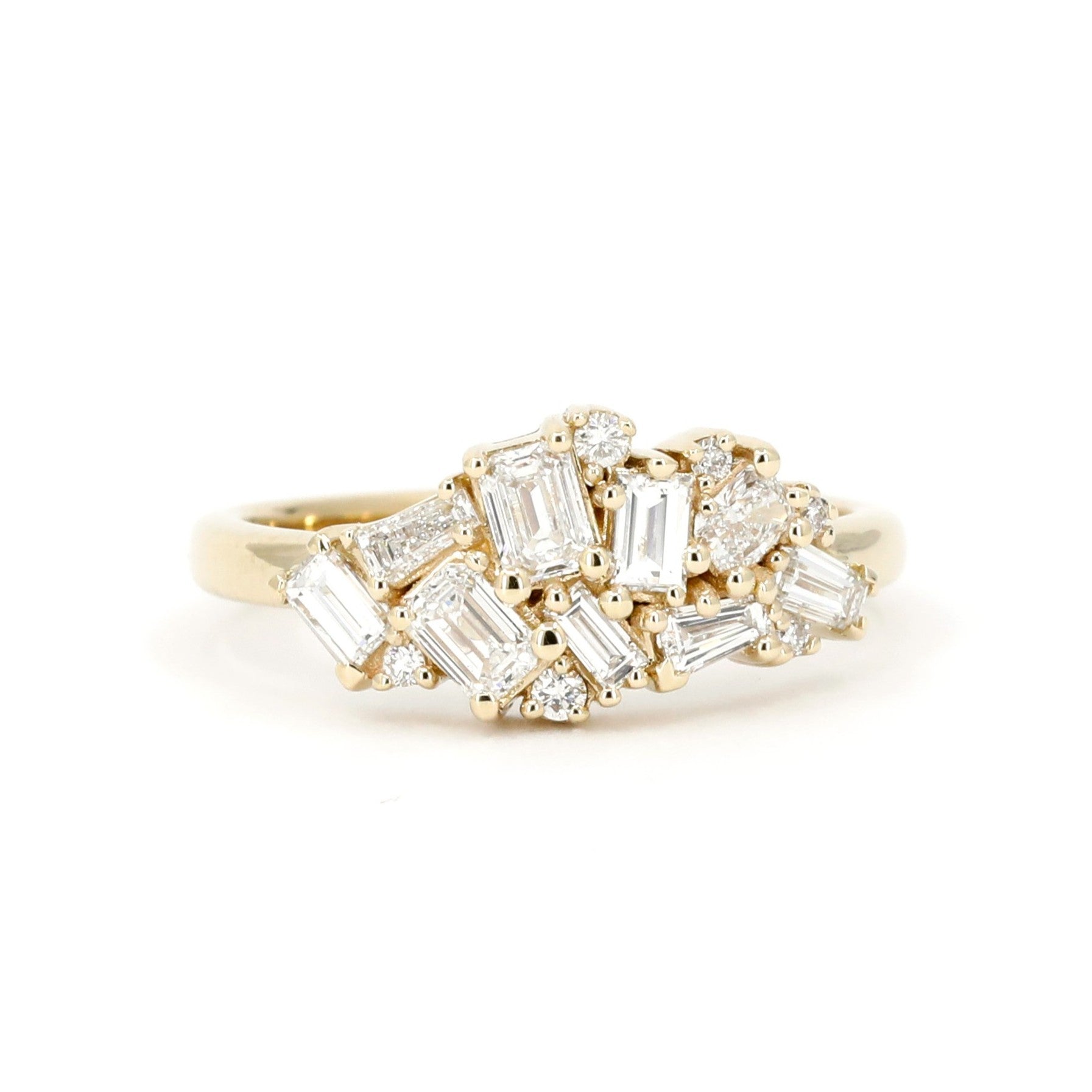 AVALANCHE BAGUETTE EMERALD &amp; RADIANT DIAMOND | Yellow Gold Ring