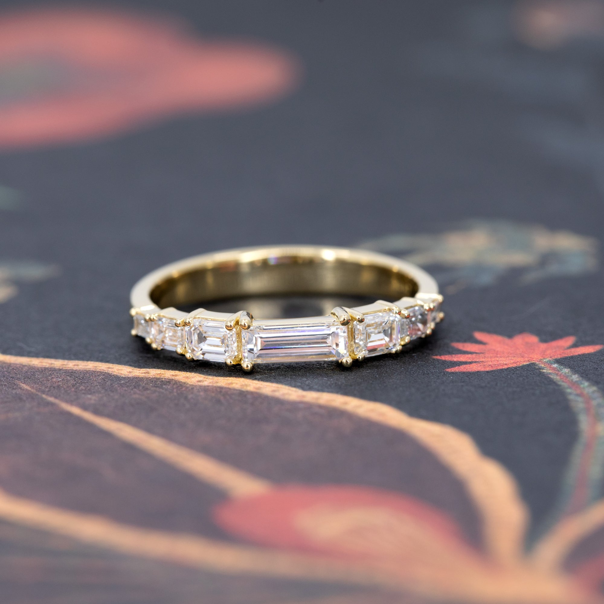 BAGUETTE DIAMOND BAND | Yellow Gold