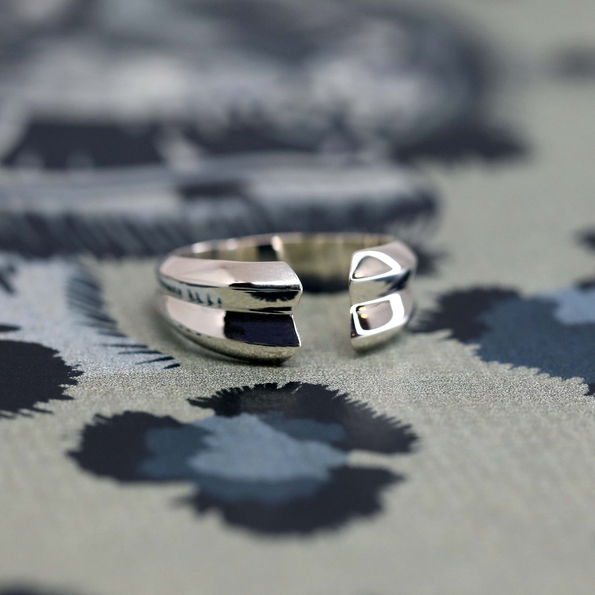 Top-down view of Frill Ring in White Gold – A unique handcrafted gold ring with a contemporary rounded form.