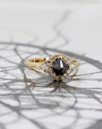 BLACK PRINCESS EDGY HALO | Yellow Gold Ring