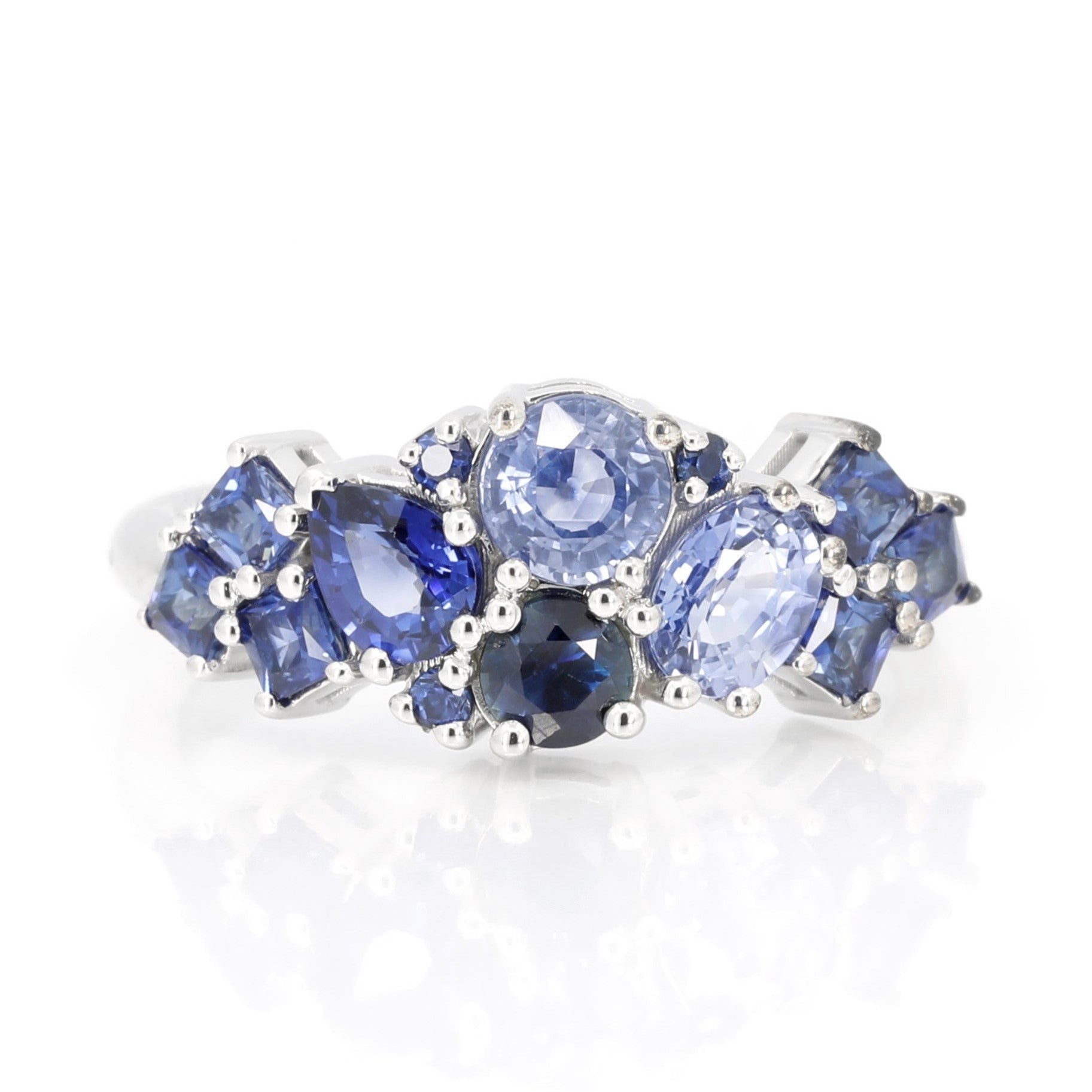 AVALANCHE BLUE SAPPHIRE | White Gold Ring