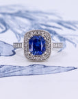 CUSHION BLUE SAPPHIRE DIAMOND HALO RING | White Gold