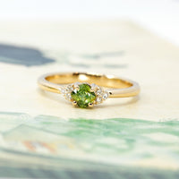 Cushion Green Sapphire & Diamond Yellow Gold Desir Ring